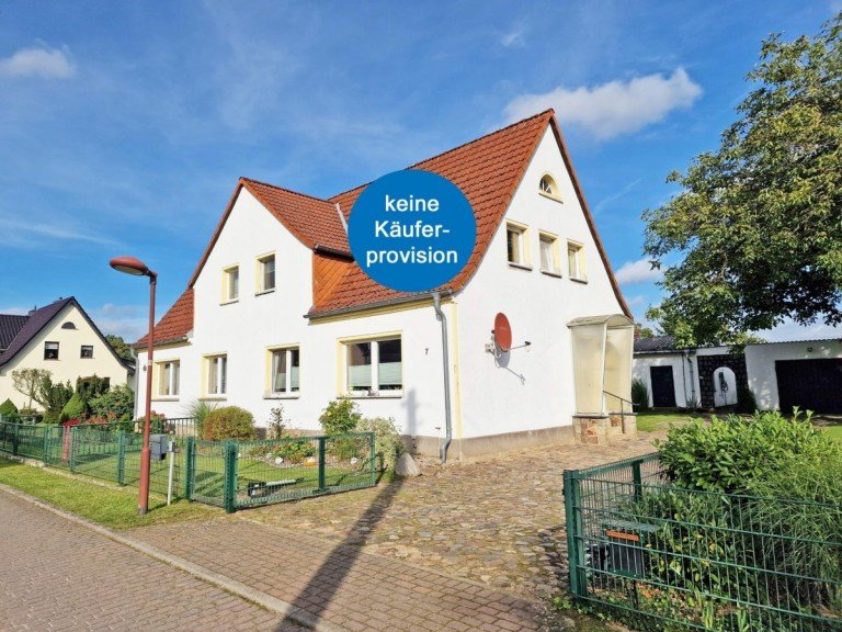 Haus Buddenhagen Wolgast Doppelhaush�lfte gepflegte Doppelhaush�lfte in der N�he der Stadt Wolgast
