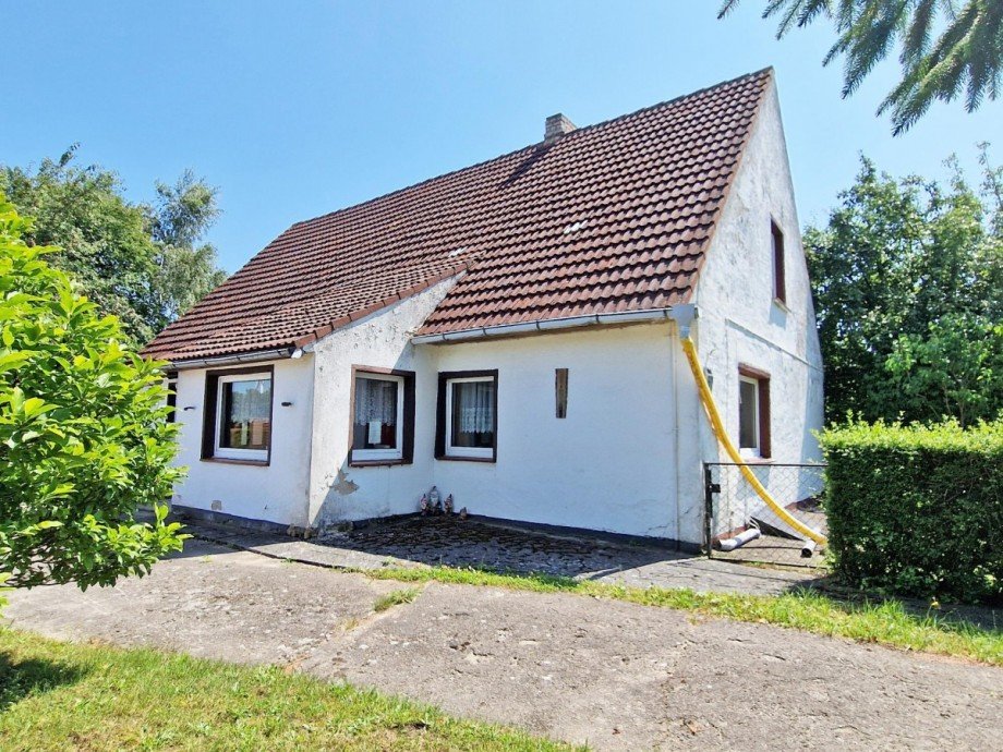 Hausansicht Einfamilienhaus Karlsburg