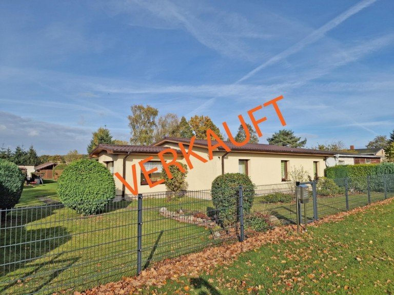 Haus in Neuendorf L�tow Einfamilienhaus Wohnen in ruhiger Ortsrandlage in Neuendorf bei Zinnowitz