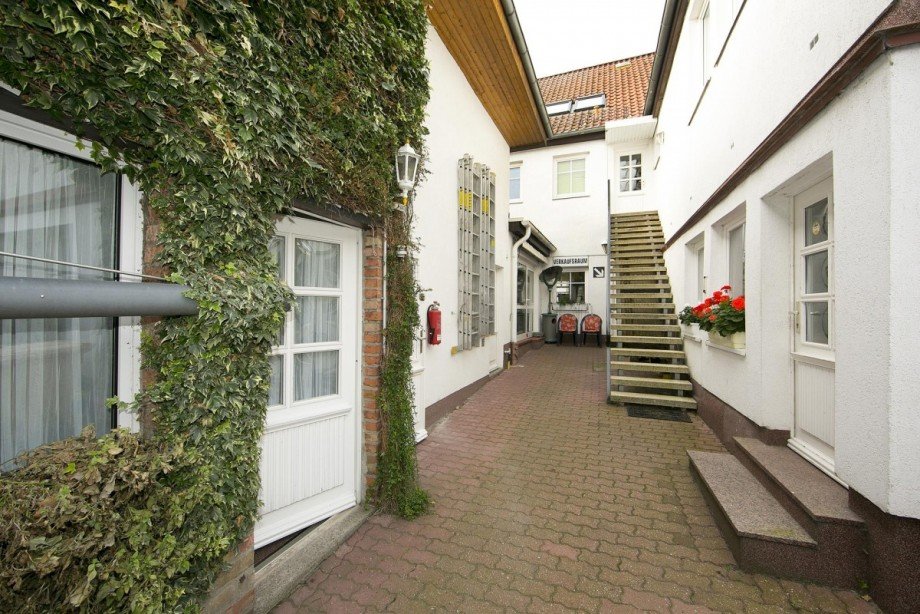 Treppe mit Zugang zur Wohnung Wohnung Wolgast