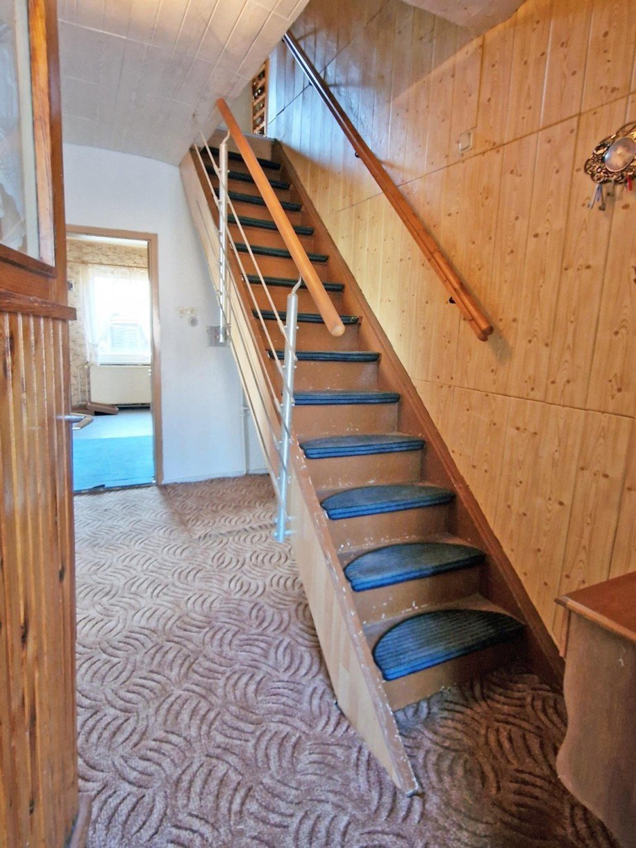 Flur mit Treppe zum Dachgeschoss Einfamilienhaus Zemitz