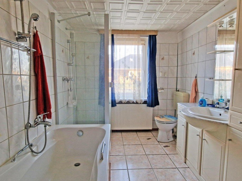 Bad im Erdgeschoss Einfamilienhaus Zemitz