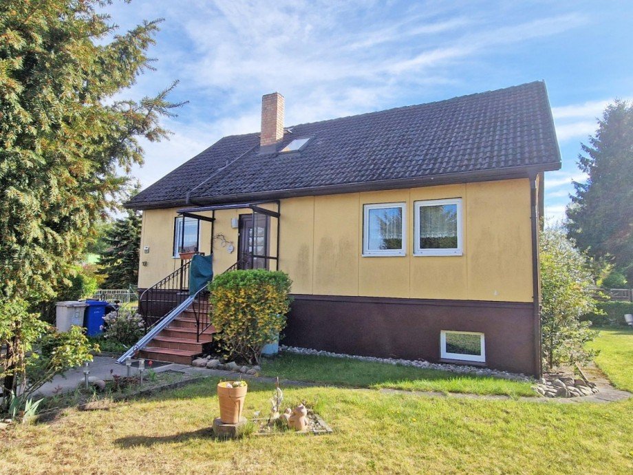 Hausansicht Einfamilienhaus Trassenheide