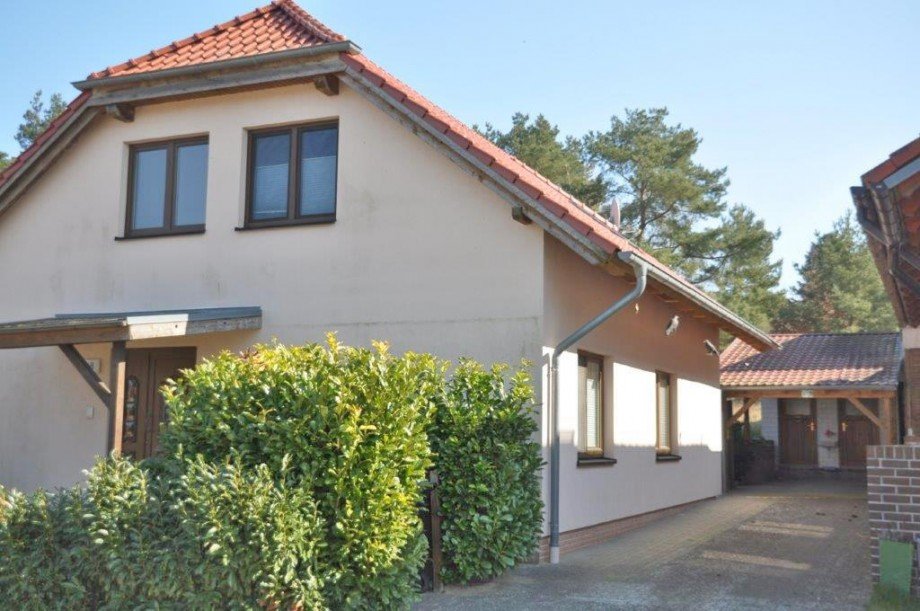 Hausansicht Wohnung Zirchow