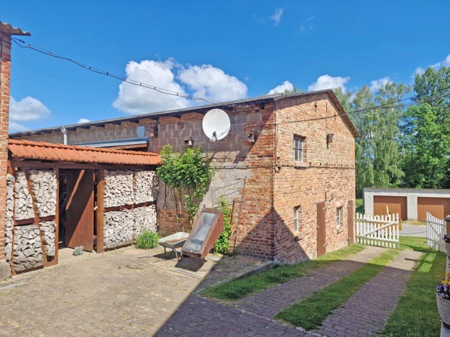 Hofansicht mit Blick zur Scheune Einfamilienhaus Wolgast