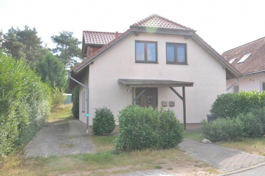 Hauseingang Wohnung Zirchow