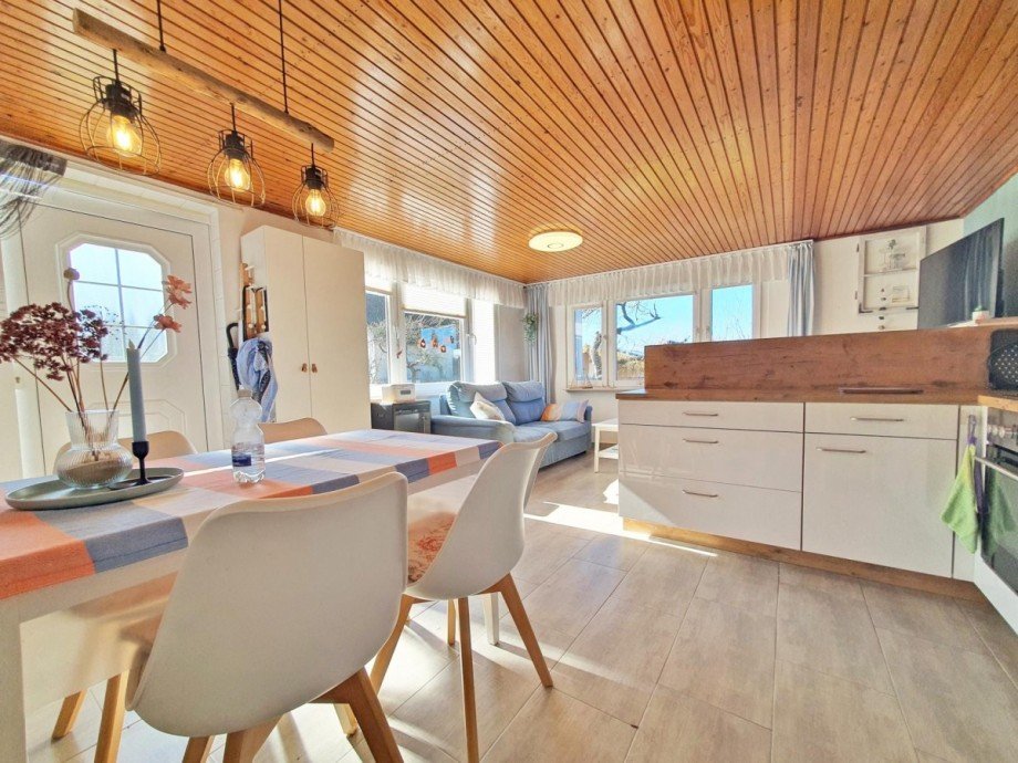 Wohnen/K�che Bungalow �ckeritz