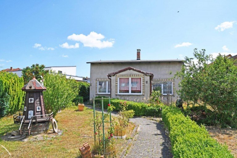 EFH Koserow Koserow Einfamilienhaus sanierungsbed�rftiges Einfamilienhaus im Ostseebad Koserow