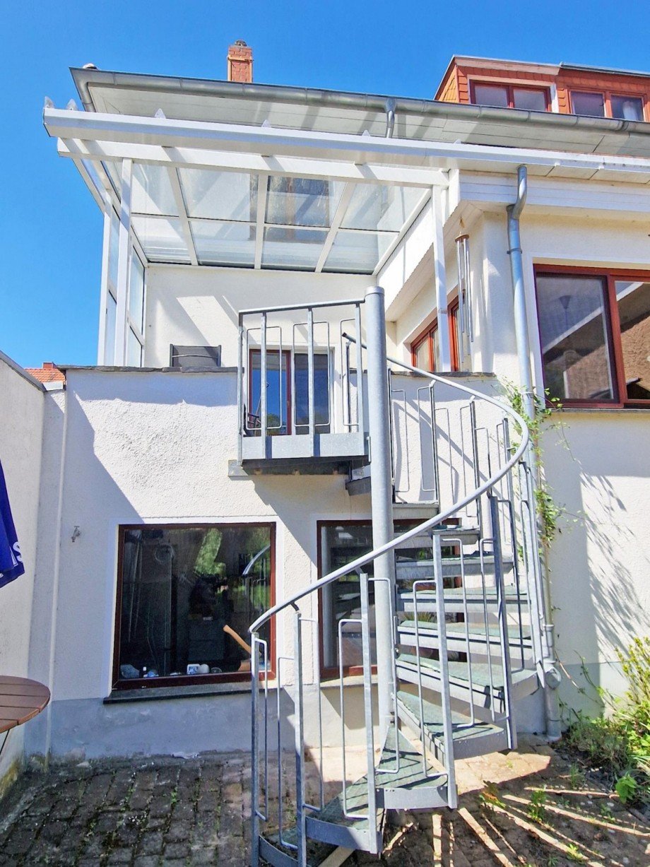 Treppe zum Garten und Balkon Doppelhaush�lfte Greifswald