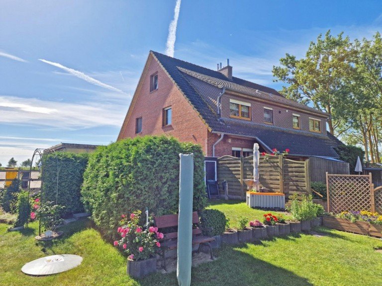 Hausansicht Sauzin Wohnung Eigentumswohnung mit Naturblick im ruhigen Ort Sauzin auf der Insel Usedom