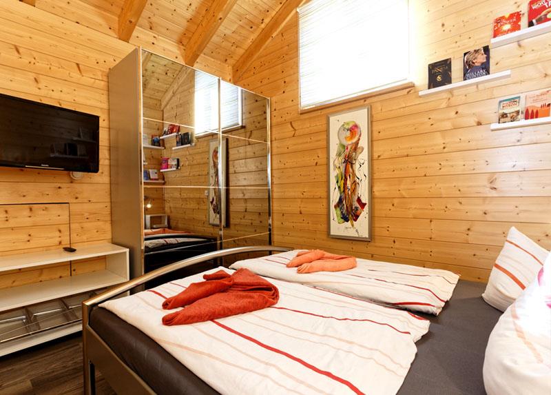 Schlafzimmer Dachgeschoss Ferienhaus Zempin