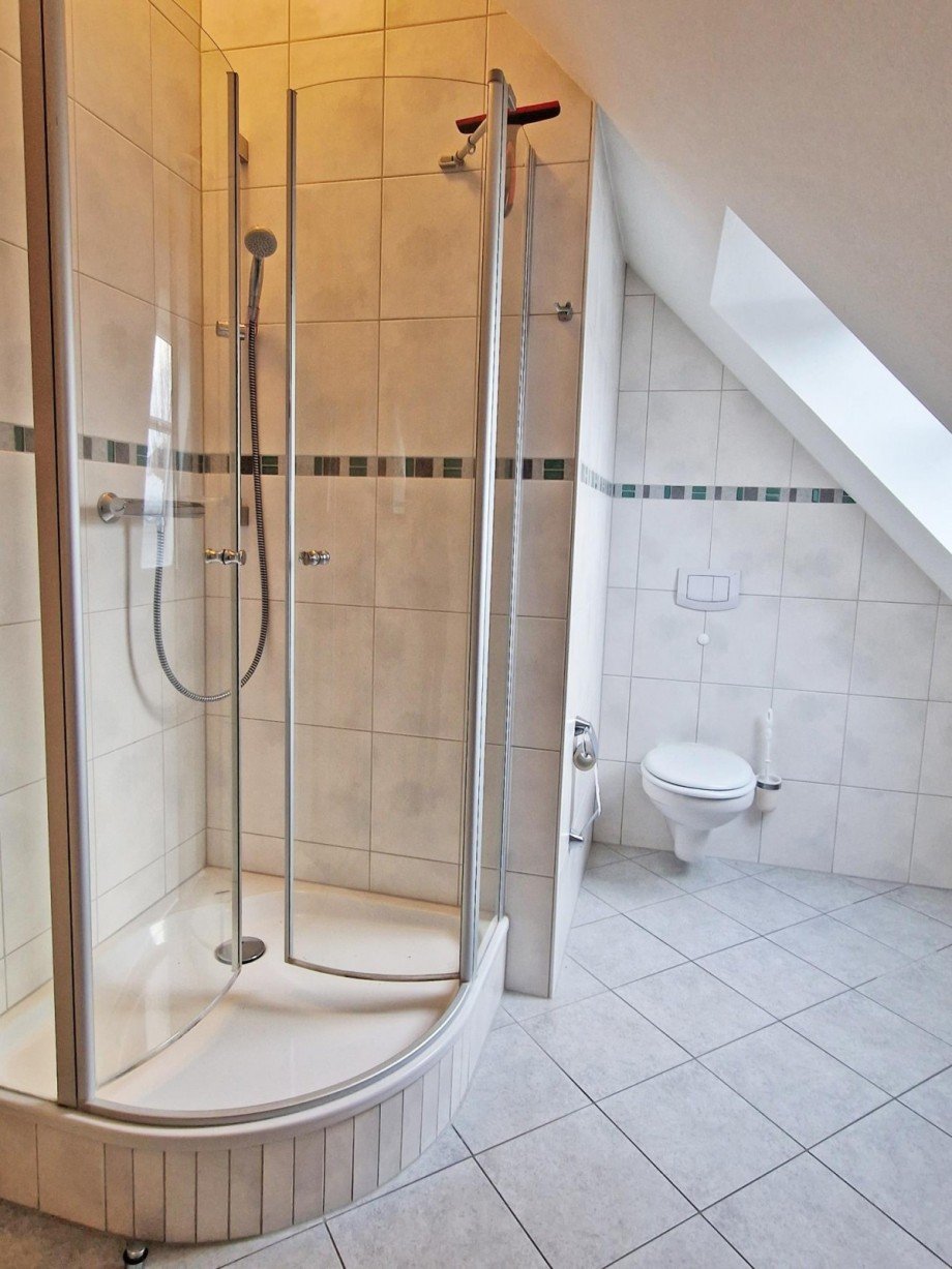 2. Bad mit Dusche Wohnung Zinnowitz