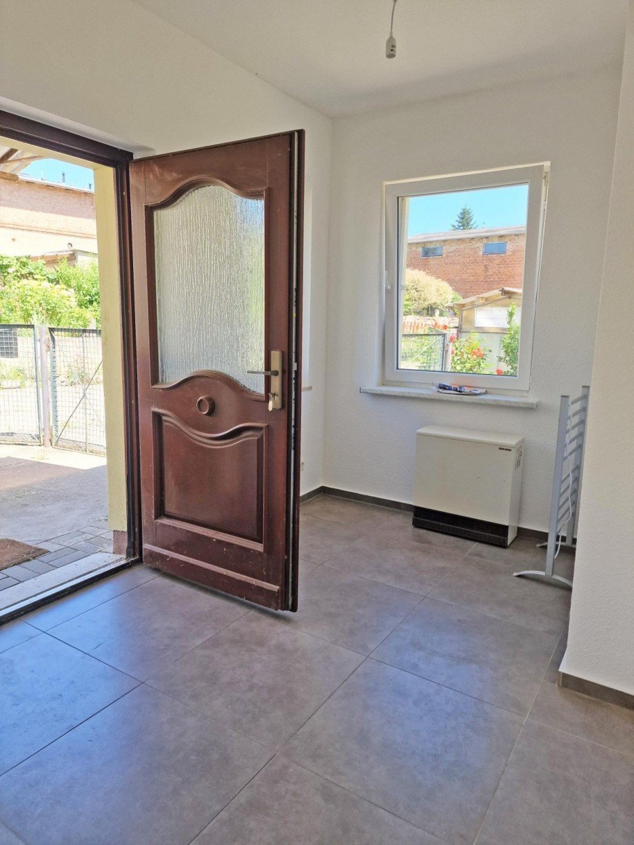 Flur - Wohnung EG rechts Zweifamilienhaus Krummin