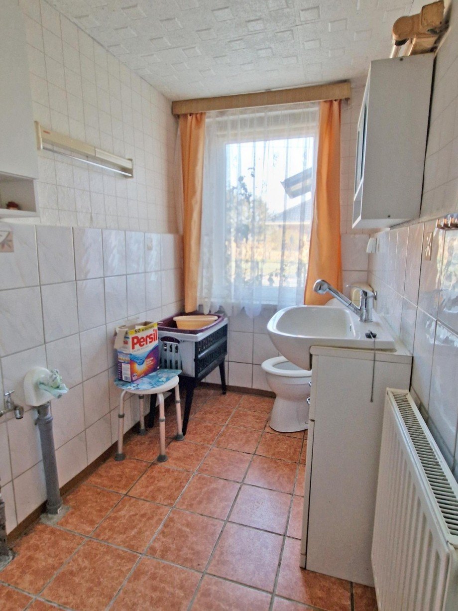 G�ste-WC im Erdgeschoss Einfamilienhaus Zemitz