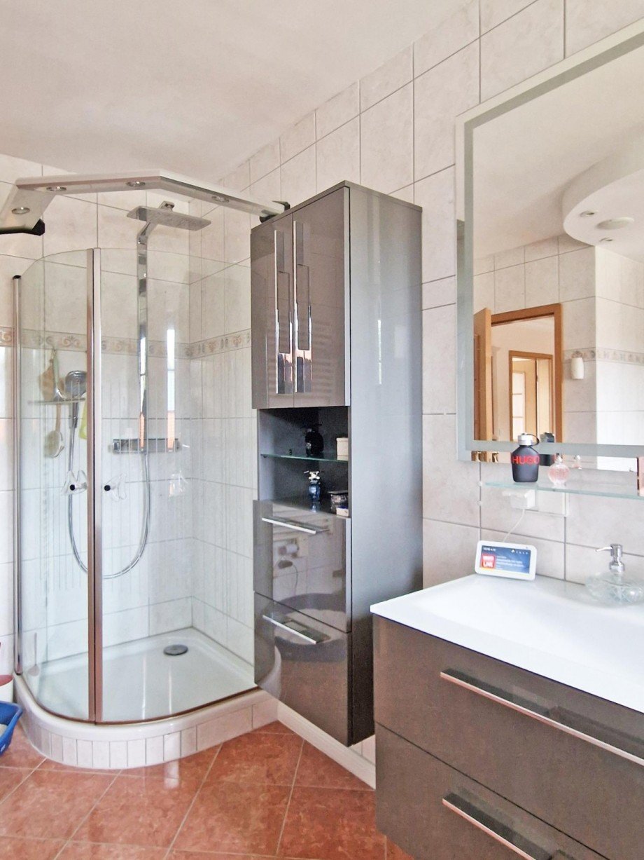 Bad mit Dusche und Wanne Einfamilienhaus Zinnowitz